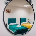 Swit Hotel *
