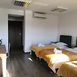 Hotel świt *